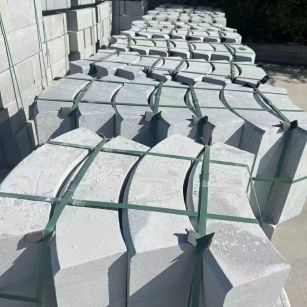 深圳 芝麻灰弧形路沿石