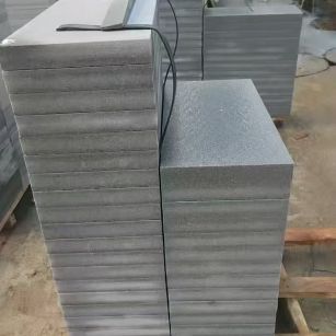 深圳 芝麻灰火烧面300*600*50地铺石材