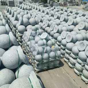深圳 花岗岩实心圆球，石球，挡车球，挡车石，车止石，路障石。