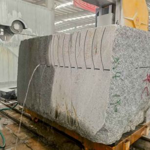 深圳 602，大花芙蓉白，绳锯加工弧形路沿石