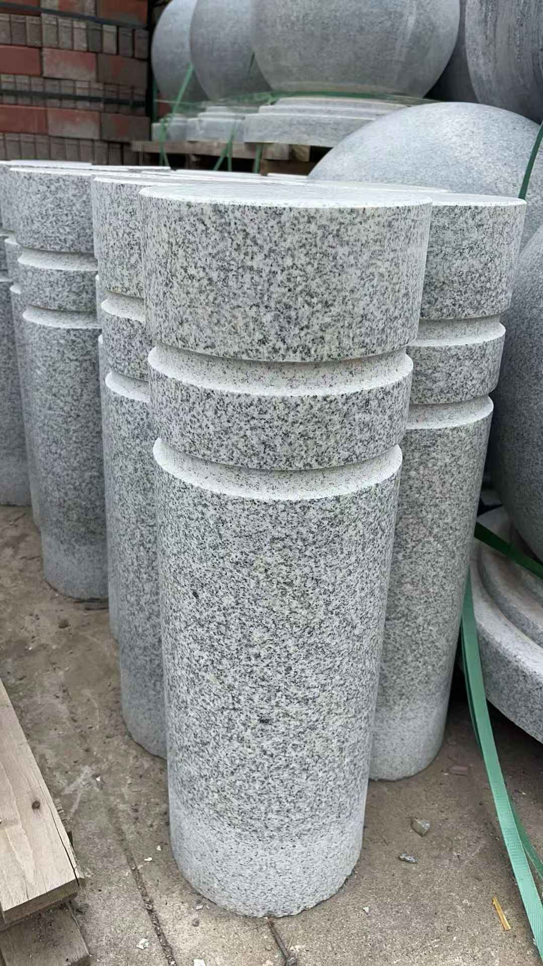 深圳 芝麻白花岗岩挡车柱、隔离柱多少钱