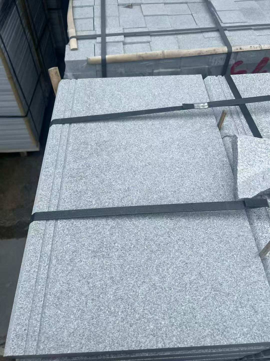 深圳 芝麻灰火烧面拉槽台阶