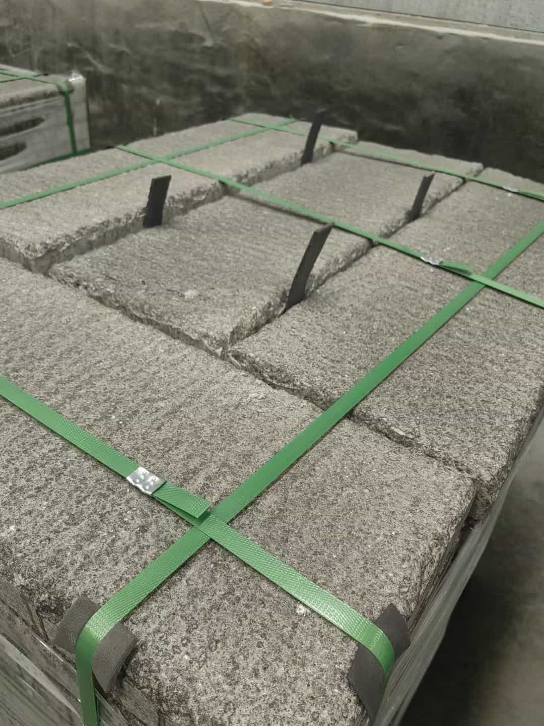 深圳     主推仿古石，询价有惊喜