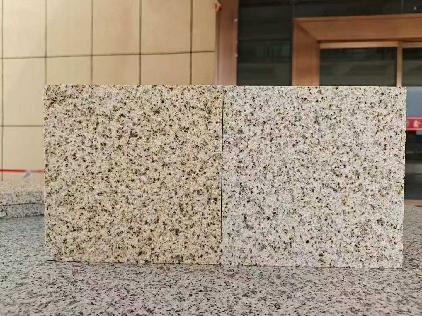 深圳 黄金麻荔枝面，中黄与浅黄