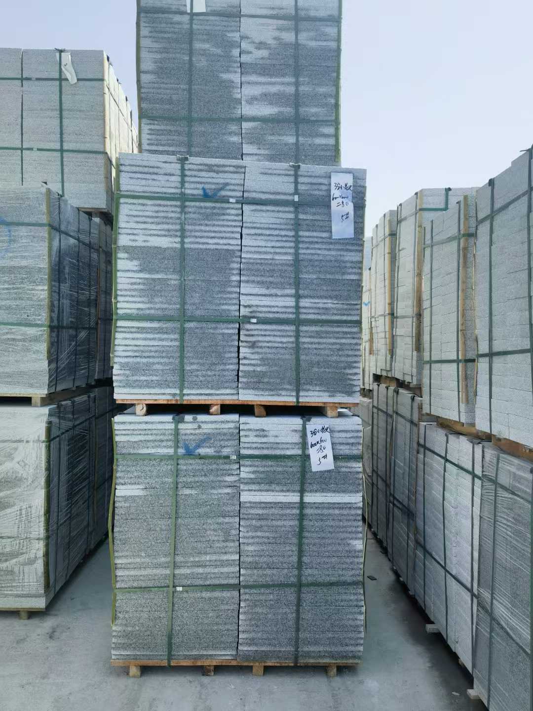 深圳芝麻白地铺成品